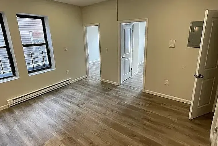 2 bed, $2,650 — Photo 3