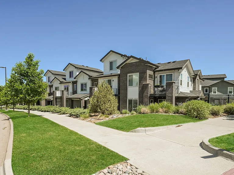 14933 E Belleview Dr — Photo 2