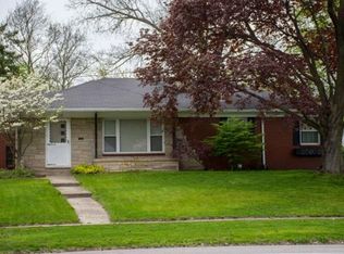 2009 Rockne Dr, South Bend, IN 46617