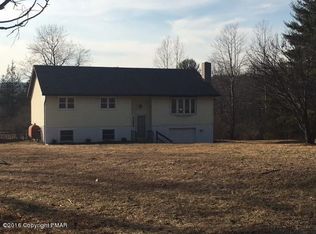 443 Hickory Valley Rd, Stroudsburg, PA 18360