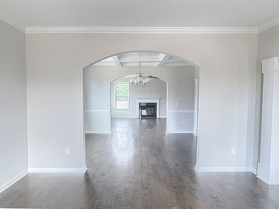 4th image of 203 Autumn Glen Dr
