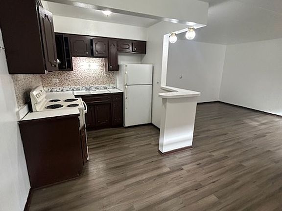 3rd image of 4219 S Harlem Ave #2
