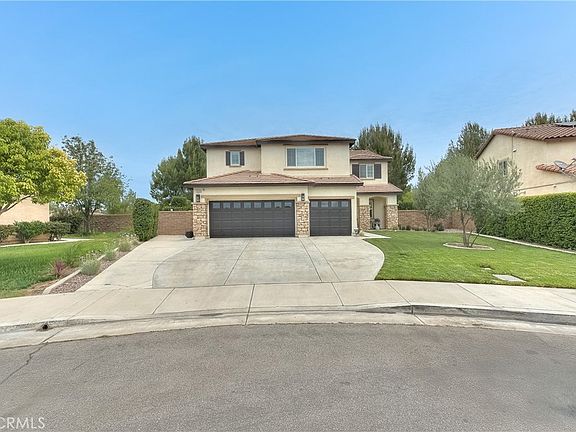 2nd image of 14540 Arctic Fox Ave