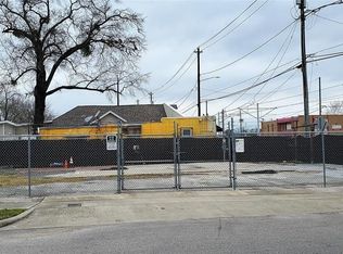 3903 Fulton St, Houston, TX 77009