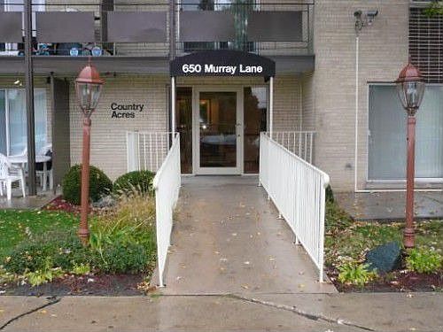 2nd image of 650 Murray Ln Unit 418