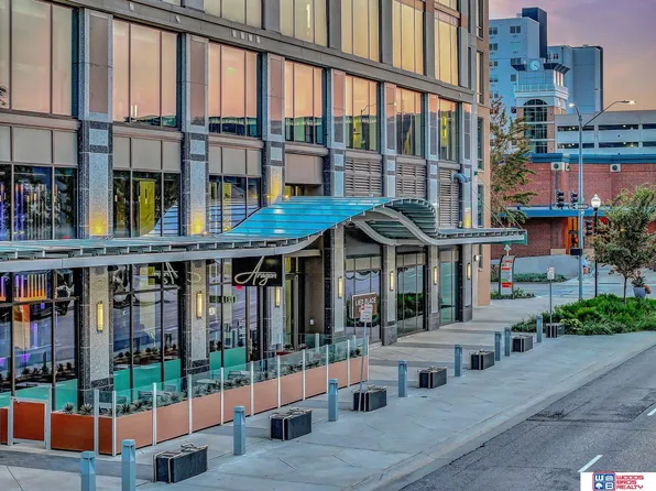 1125 Q St #1203, Lincoln, NE 68508