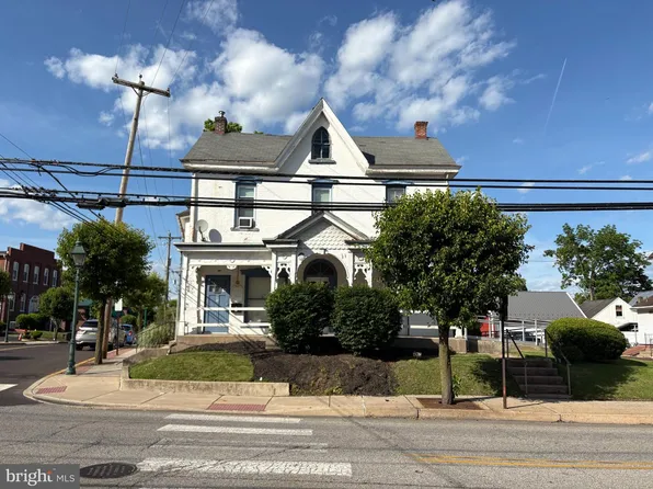 105 S Main St, Hatfield, PA 19440