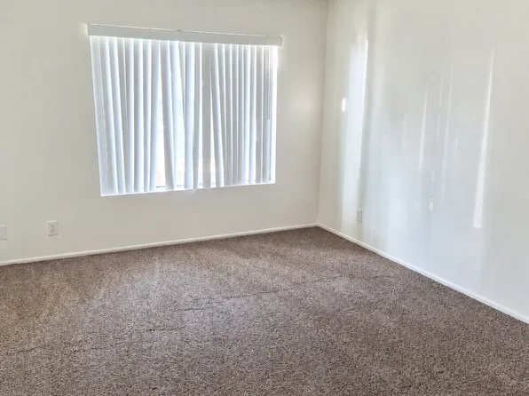 23442 Packer Pl APT C, Lake Forest, CA 92630