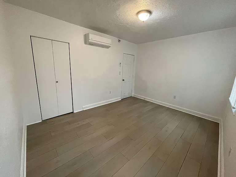 1917 Erline Dr — Photo 10