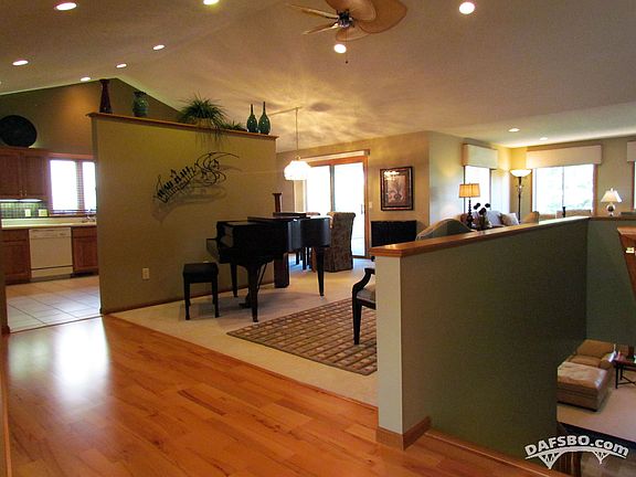 2nd image of 2920 Katrina Cir