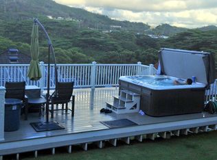 1757 Kanapuu Dr, Kailua, HI 96734
