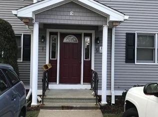 447 Stafford Rd APT E3, Tiverton, RI 02878