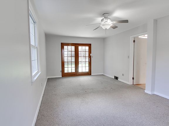 4th image of 3306 Scathelocke Rd