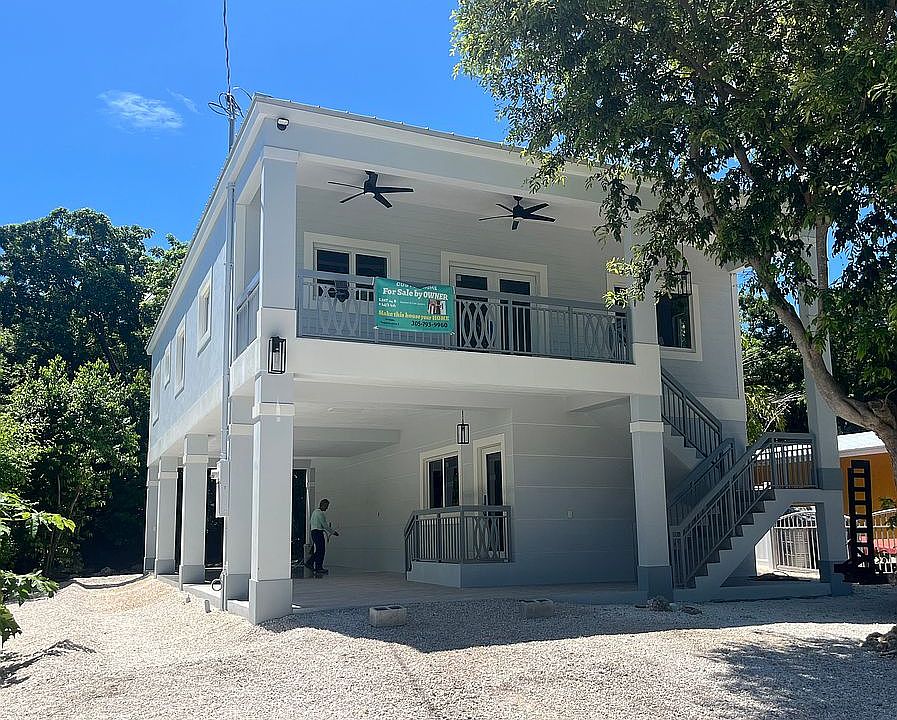 1st image of 25 Bonita Ave