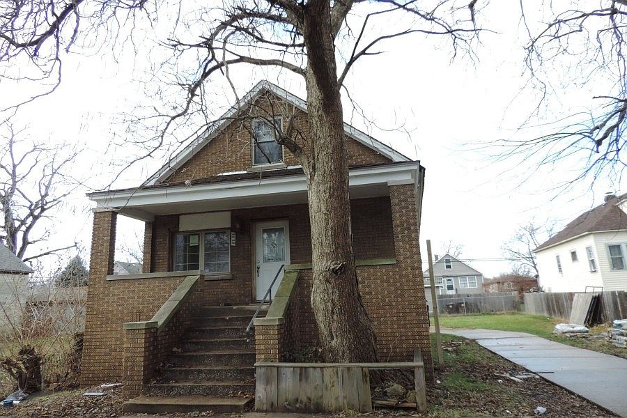 1st image of 2632 Schrage Ave