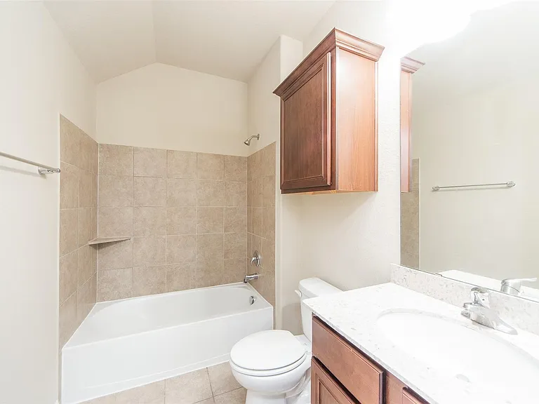 6202 Eden Prairie Dr — Photo 22