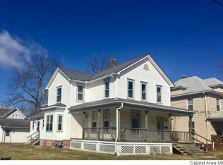 572 Lombard St, Galesburg, IL 61401