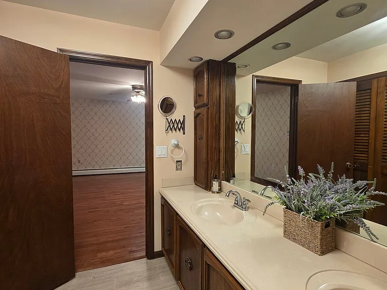 197 Winchester Dr — Photo 21