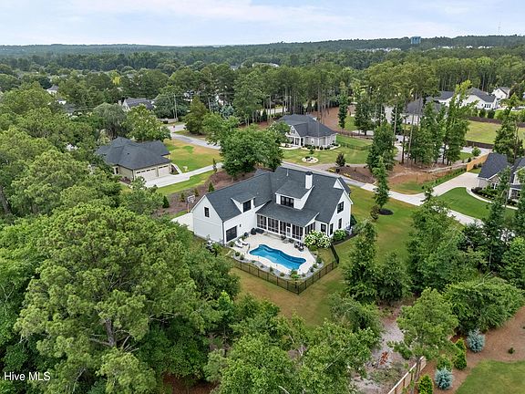 5th image of 1515 Treesdale Lane