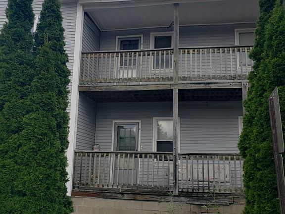 2nd image of 16 Prospect St APT 6