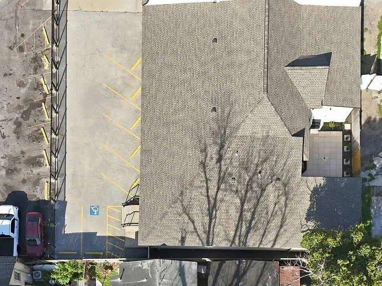 3911 Fulton St — Photo 41