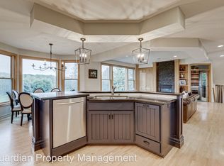 4905 Lily Ave N, Lake Elmo, MN 55042