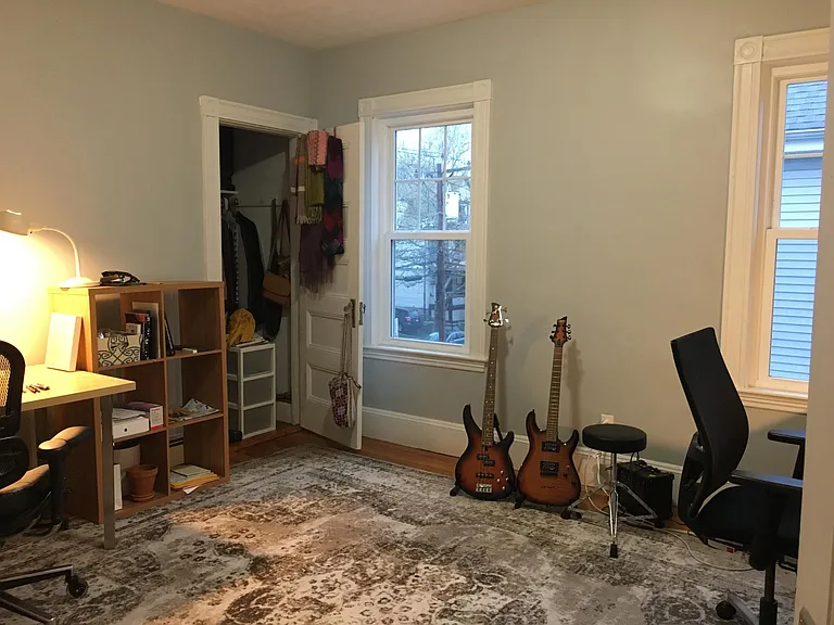 90 Dexter Ave #1 — Photo 8