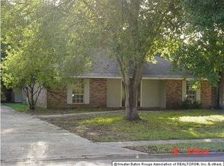 1142 Willow Brook Ave, Denham Springs, LA 70726