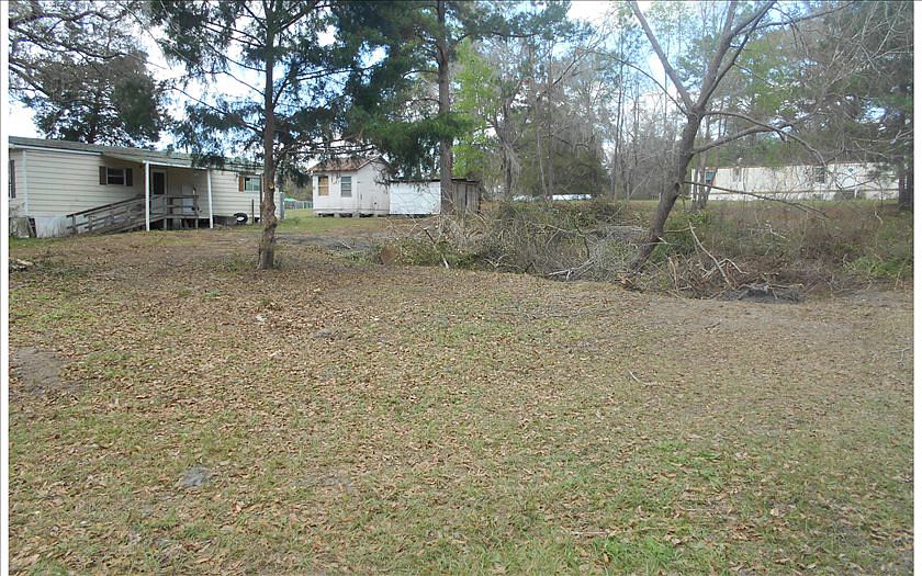 1st image of 201 SE Seth Nettles Dr