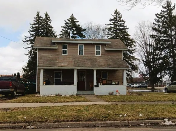 314 Park Ave, Alma, MI 48801