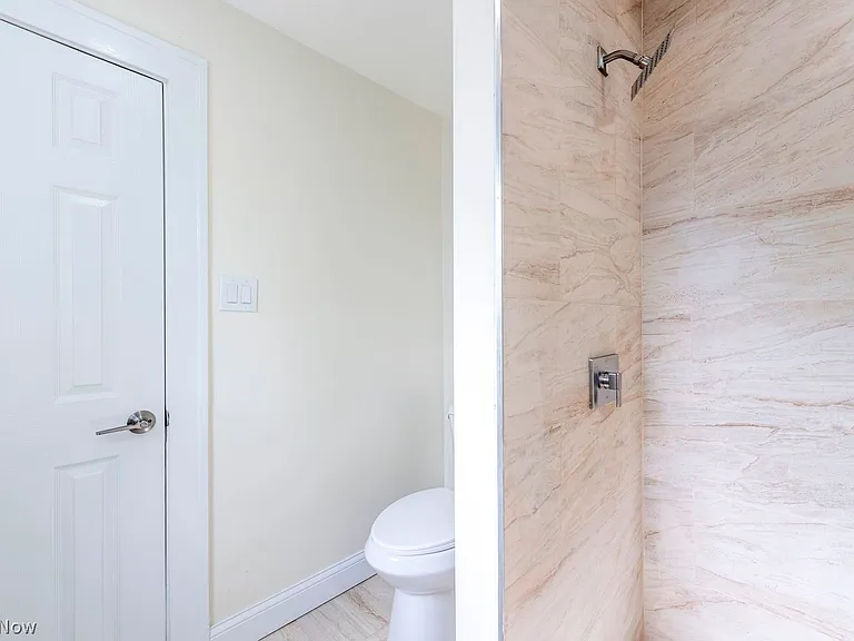 14016 Lakota Ave — Photo 27