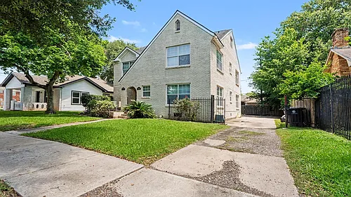 3005 Arbor St Photo 1