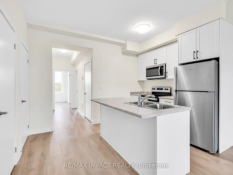 160 Densmore Rd #902 — Photo 15