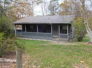 4455 Trail Hollow Rd, Cosby, TN 37722