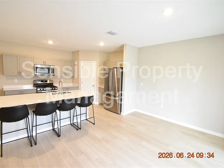 14468 Meadow Bird Ave — Photo 10