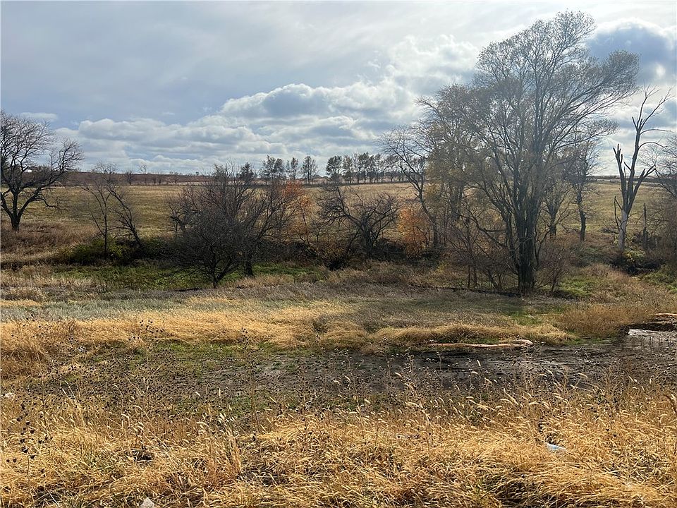 2nd image of 1090 Harrington Way