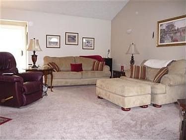 5th image of 297 Westberry Cir