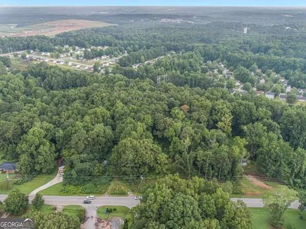 3520 Linecrest Rd, Ellenwood, GA 30294