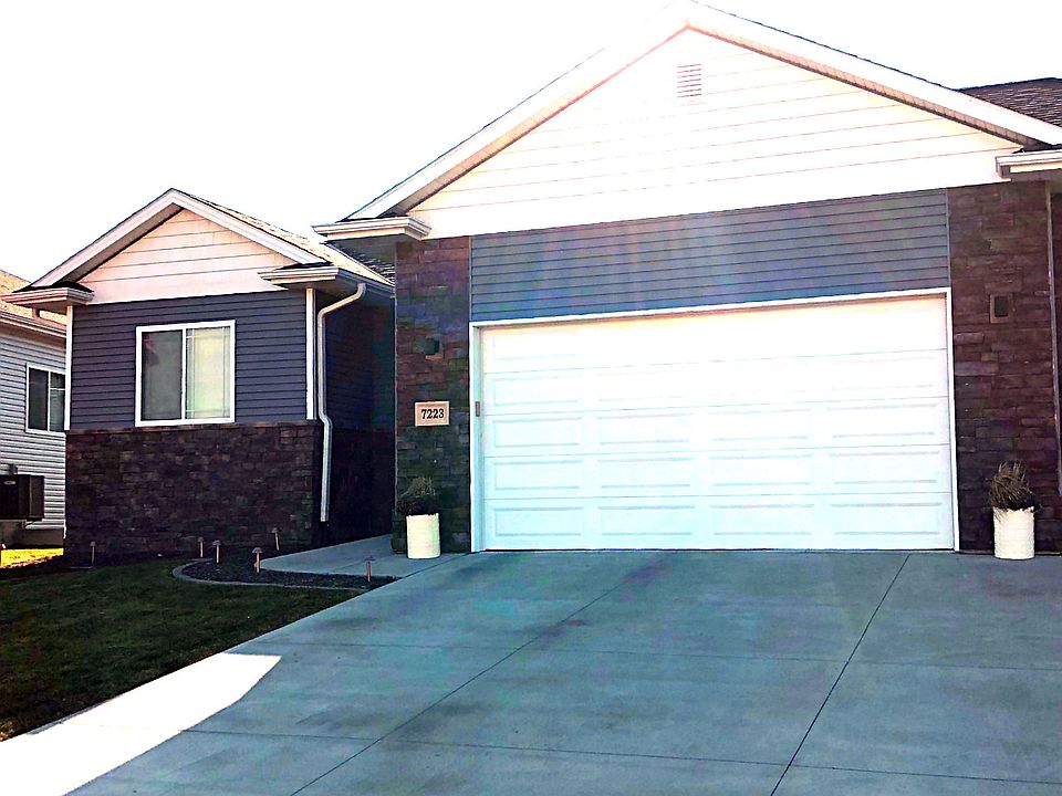 1st image of 7223 Yankee Woods Dr