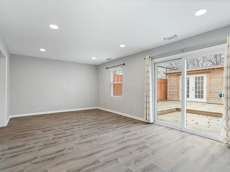 4405 Aspen Dr — Photo 13