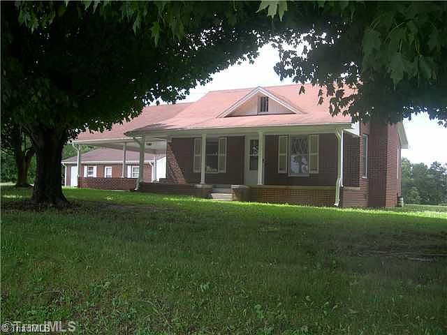 1st image of 2586 W Pine St