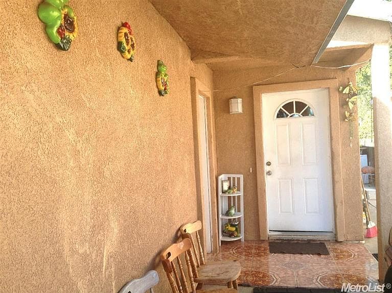 1st image of 2311 E Lindsay St