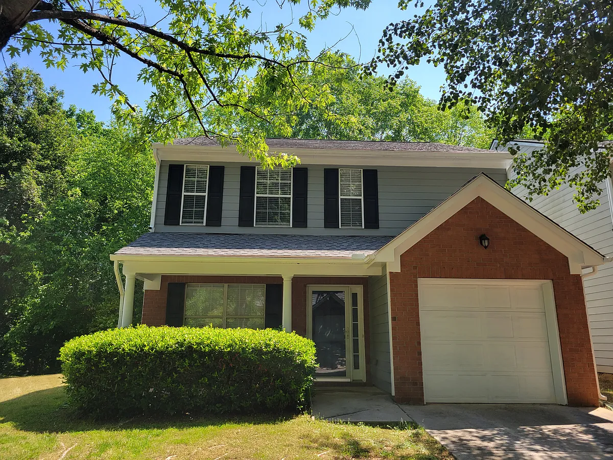 Building Photo - 2266 Charleston Pointe SE