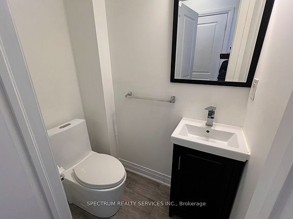 5th image of 85 Vedette Way