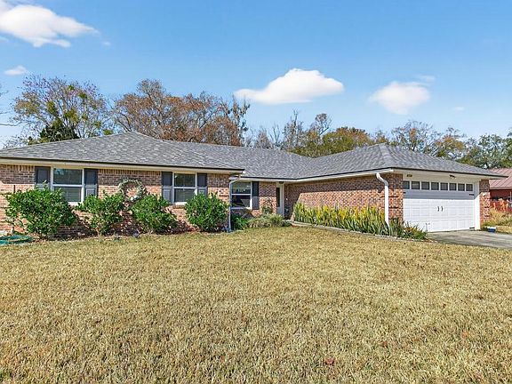 2nd image of 8730 Osprey Ln