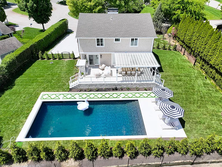 4 Carriage Ln — Photo 4
