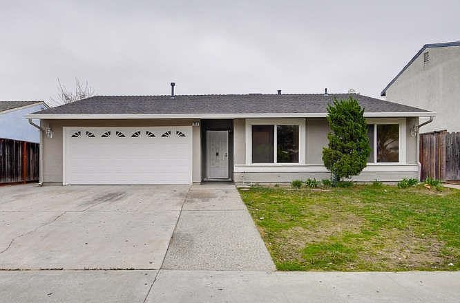 1st image of 700 Santee River Ct