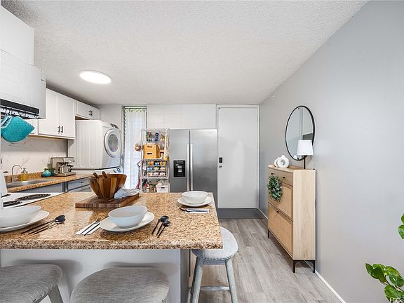 4th image of 95-2055 Waikalani Pl APT B207