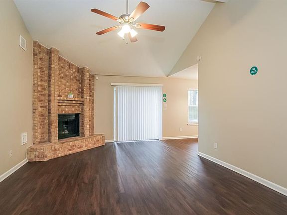 3rd image of 2918 Bassingham Dr