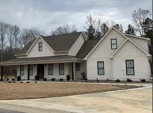 505 Benstone Dr NE, Calhoun, GA 30701